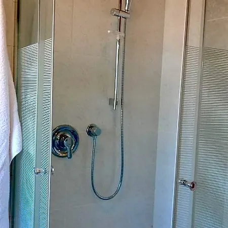 Spacious 3rm For 4/6 People Otel Torino